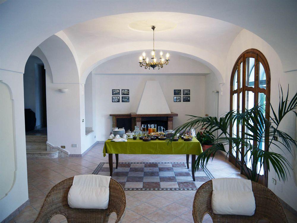 Colle Dell'Ara Bed and Breakfast Positano Exteriör bild