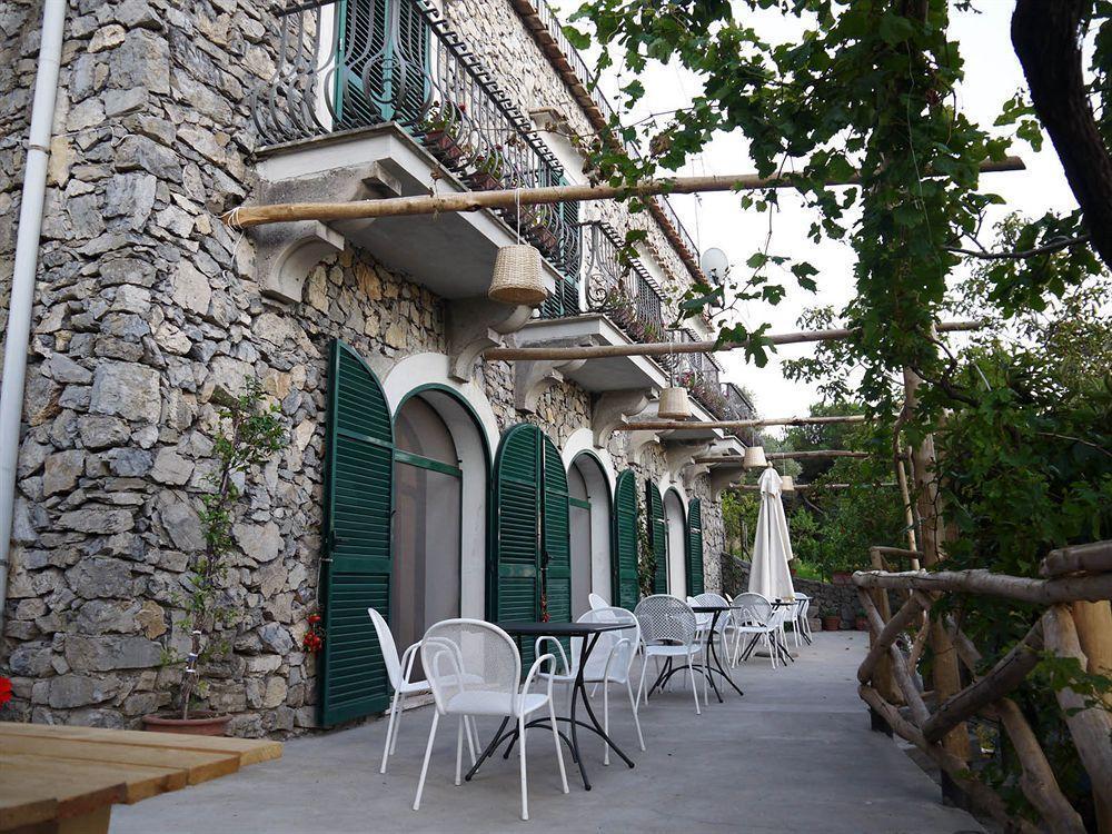 Colle Dell'Ara Bed and Breakfast Positano Exteriör bild