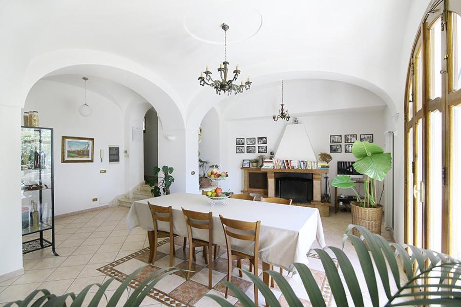 Colle Dell'Ara Bed and Breakfast Positano Exteriör bild